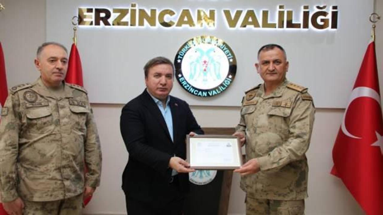 Teröristleri etkisiz hale getiren komutanlara ‘Başarı Belgesi’