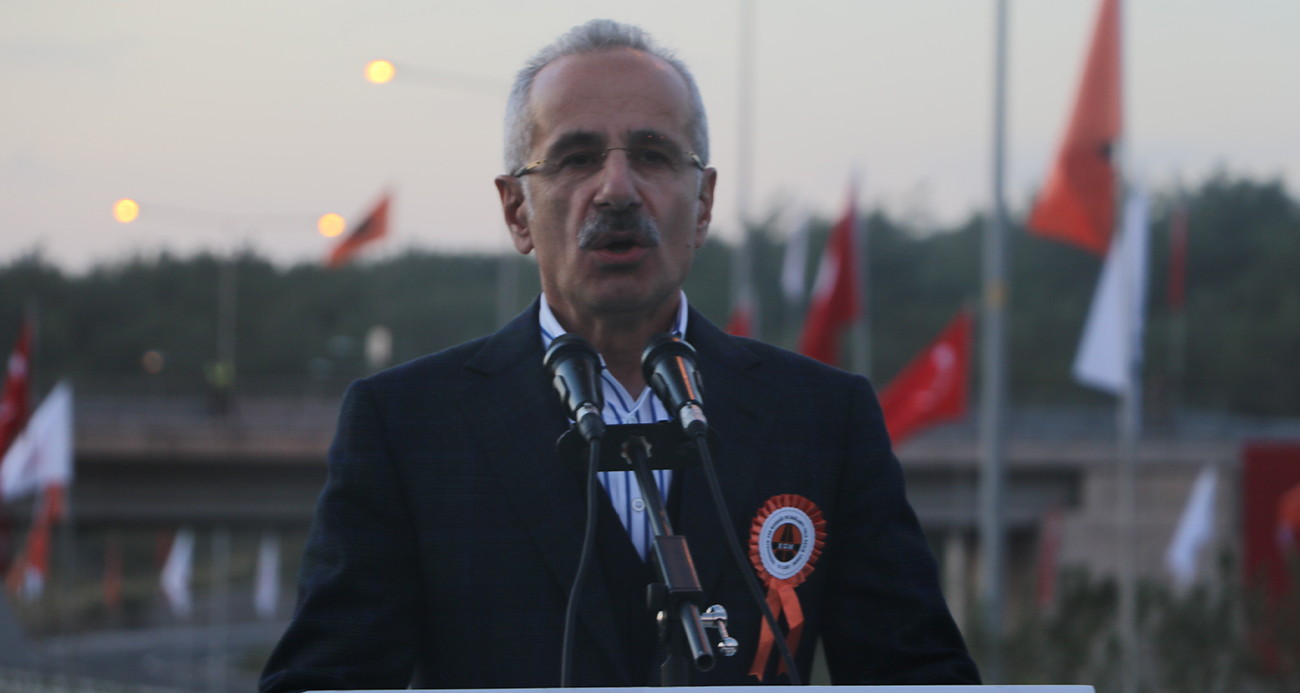 Bakan Uraloğlu: “2002’den bu yana Hatay’ın ulaşım ve iletişim altyapısı için 26 milyar 200 milyon lira yatırım yaptık”