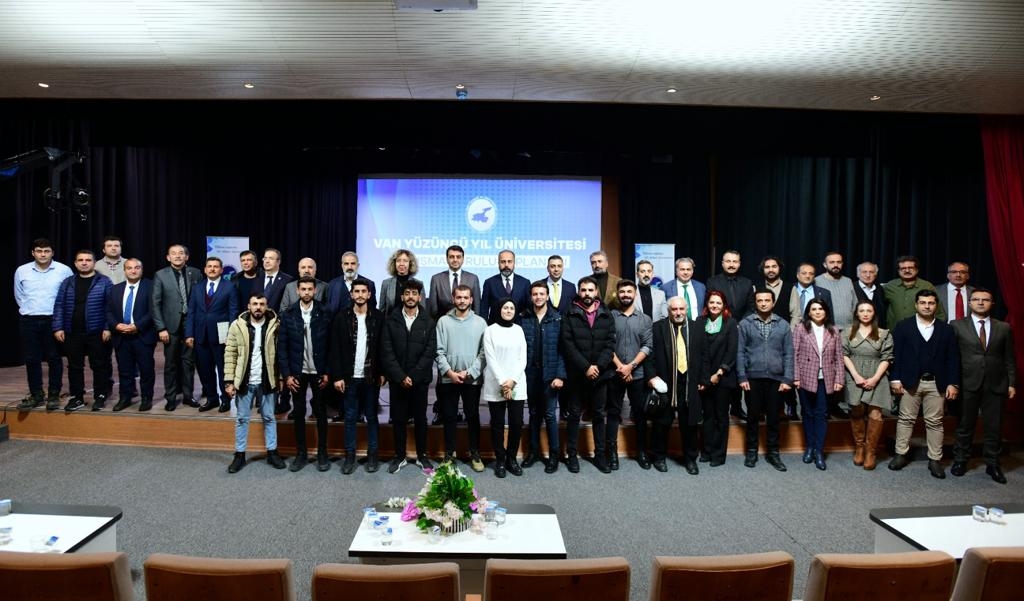 Van YYÜ’de Danışma Kurulu toplantısı gerçekleştirildi
