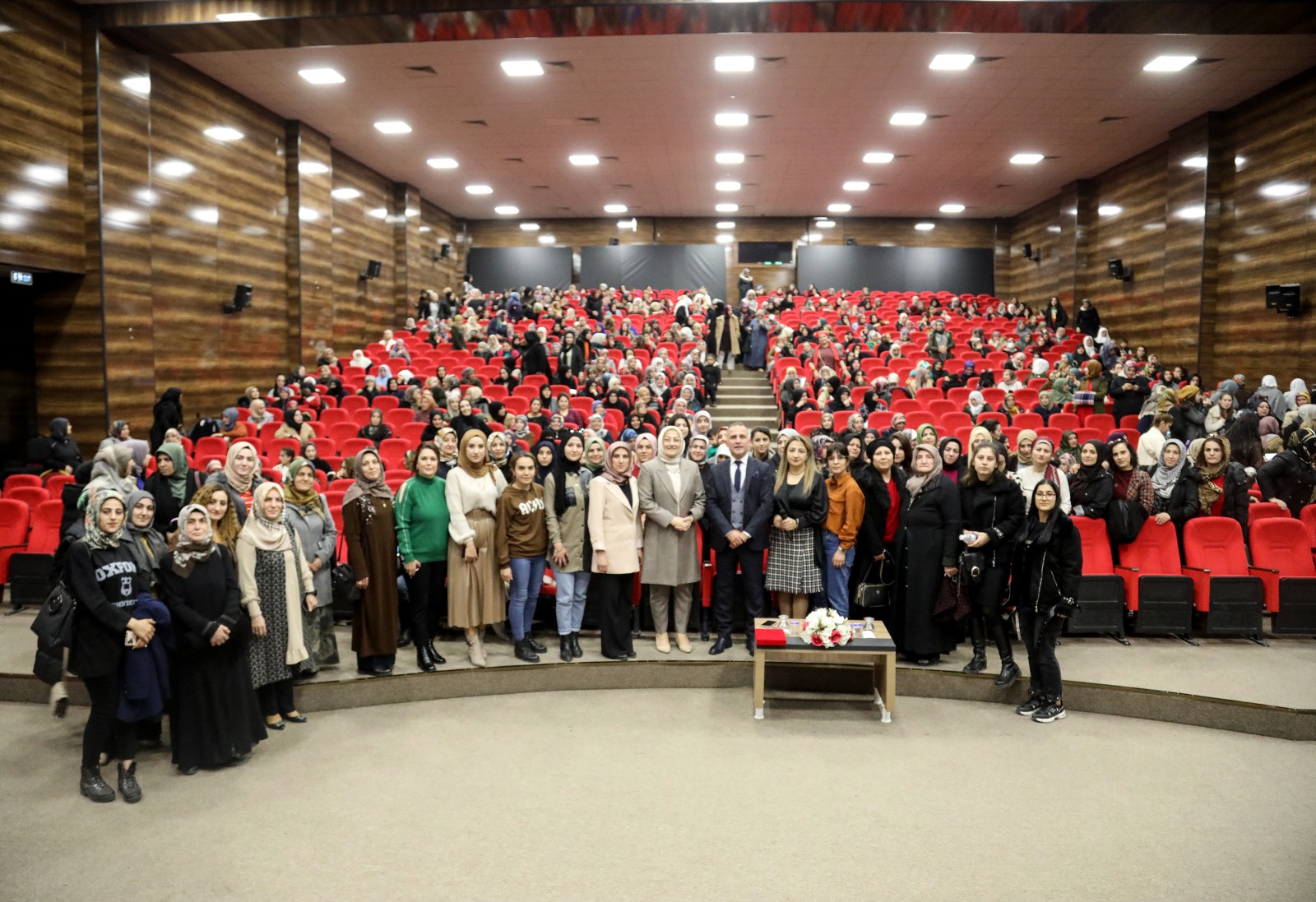 Vanlı annelere “Çocuk istismarı” semineri