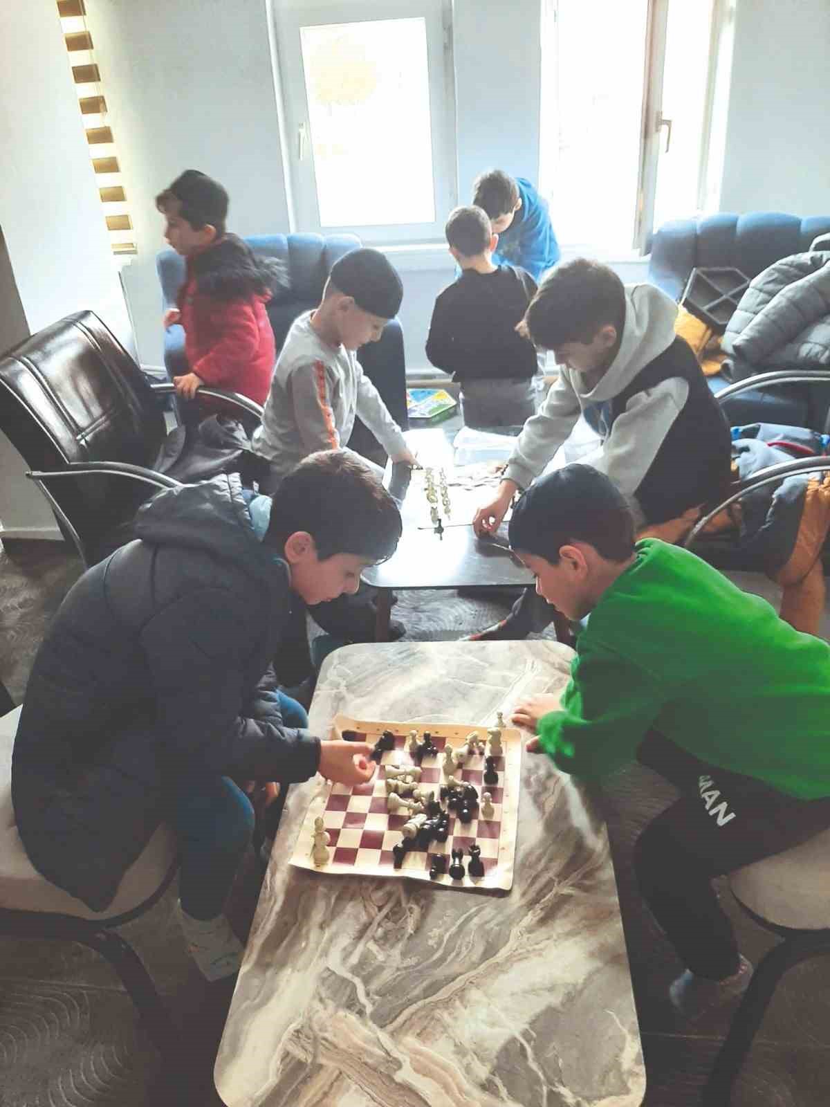 Müftülük gençlik merkezi faaliyete başladı