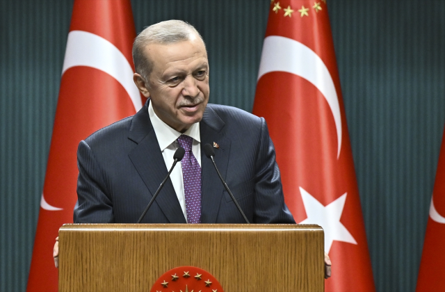 Yılın ilk kabinesi bugün toplanıyor! Masada emekliye ek zam başlığı var