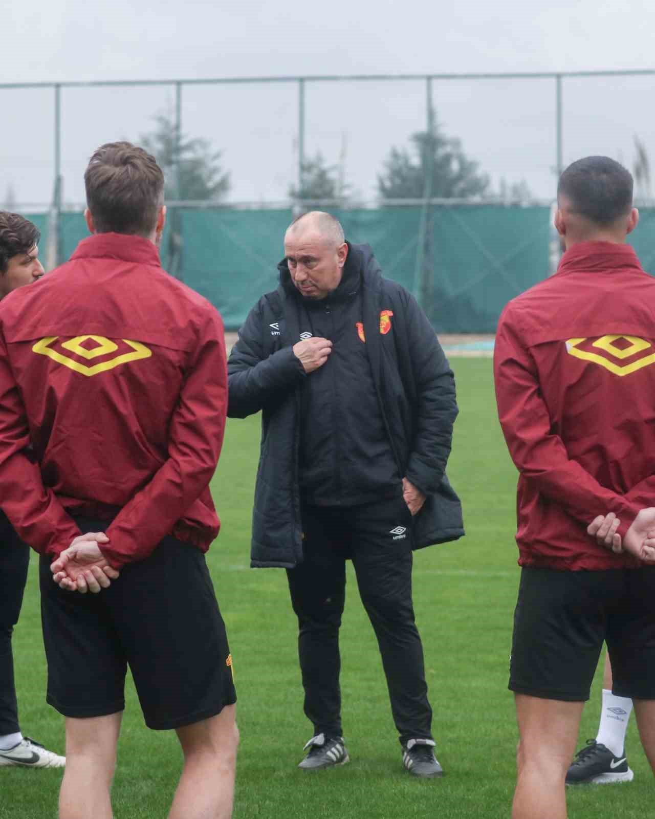 Göztepe, hazırlık maçında Nazilli Belediyespor’la karşılaşacak