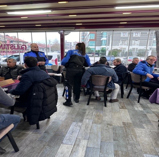 Toplum destekli polis ekipleri  vatandaşı bilgilendirdi