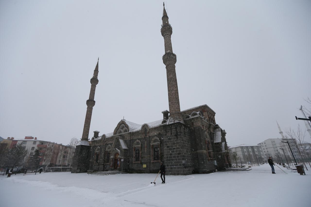 Son Dakika: Meteoroloji'den 23 ile 'kuvvetli kar ve yağmur' uyarısı!