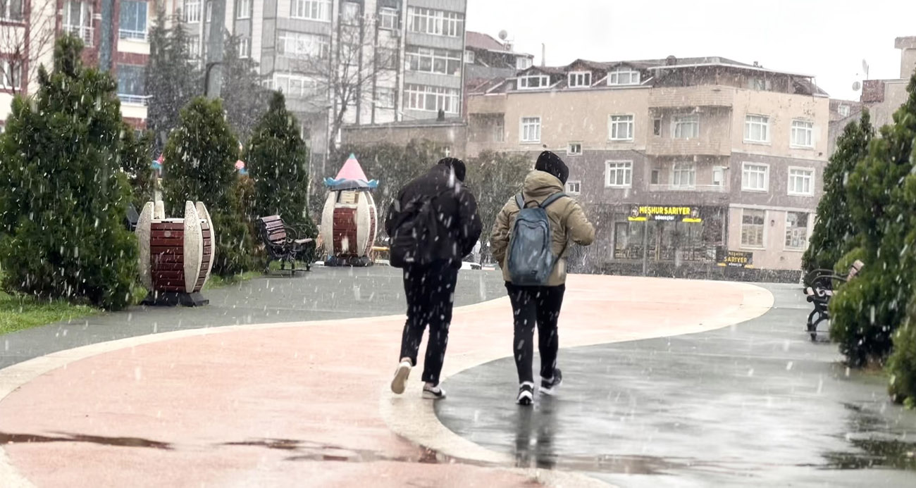 İstanbul’da kar yağışı etkili olmaya devam ediyor