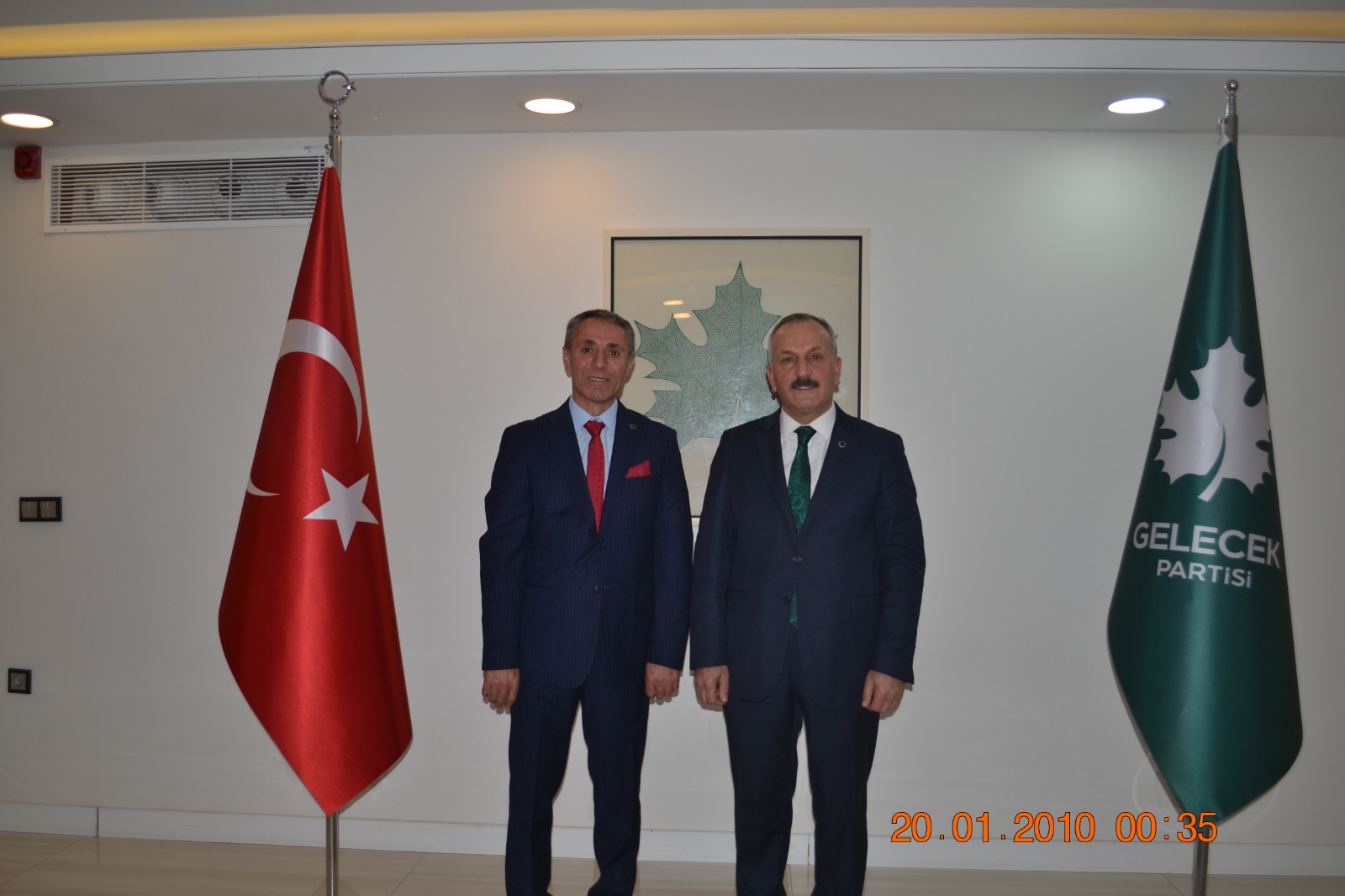 Van’da ‘Şehir İttifakı’ Edremit Belediye Başkan Adayı Halit Bitik Oldu