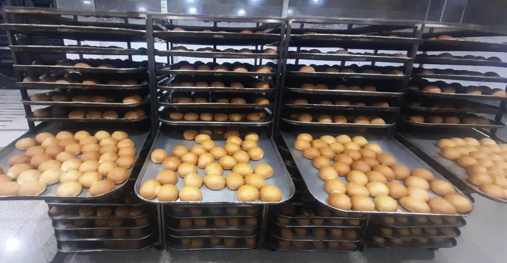 Ürettikleri ekmekle israfın önüne geçtiler