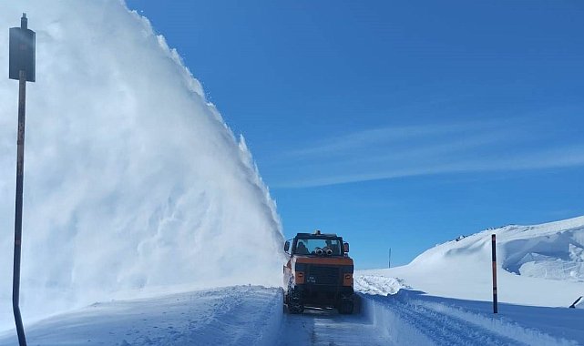 Van’da 429 yerleşim yeri yolu ulaşıma kapandı