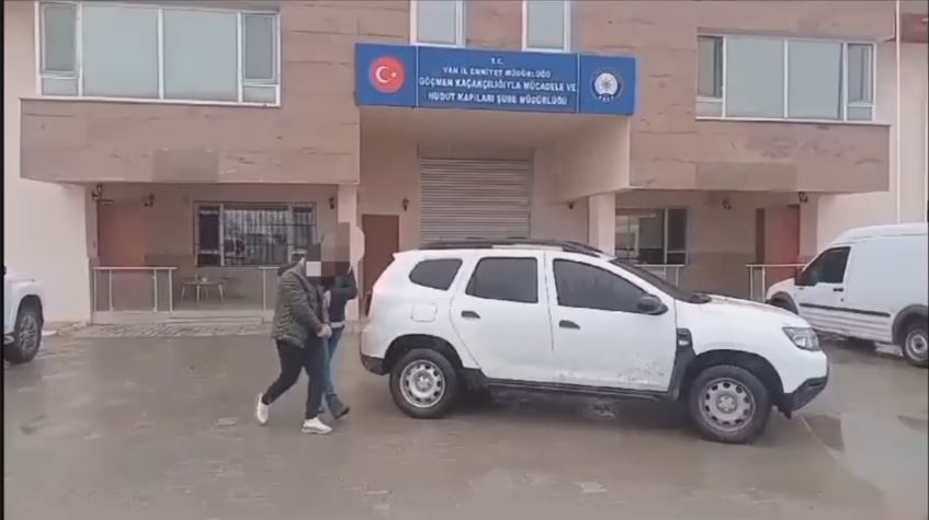 Van’da göçmen kaçakçılığı yapan 7 kişi tutuklandı