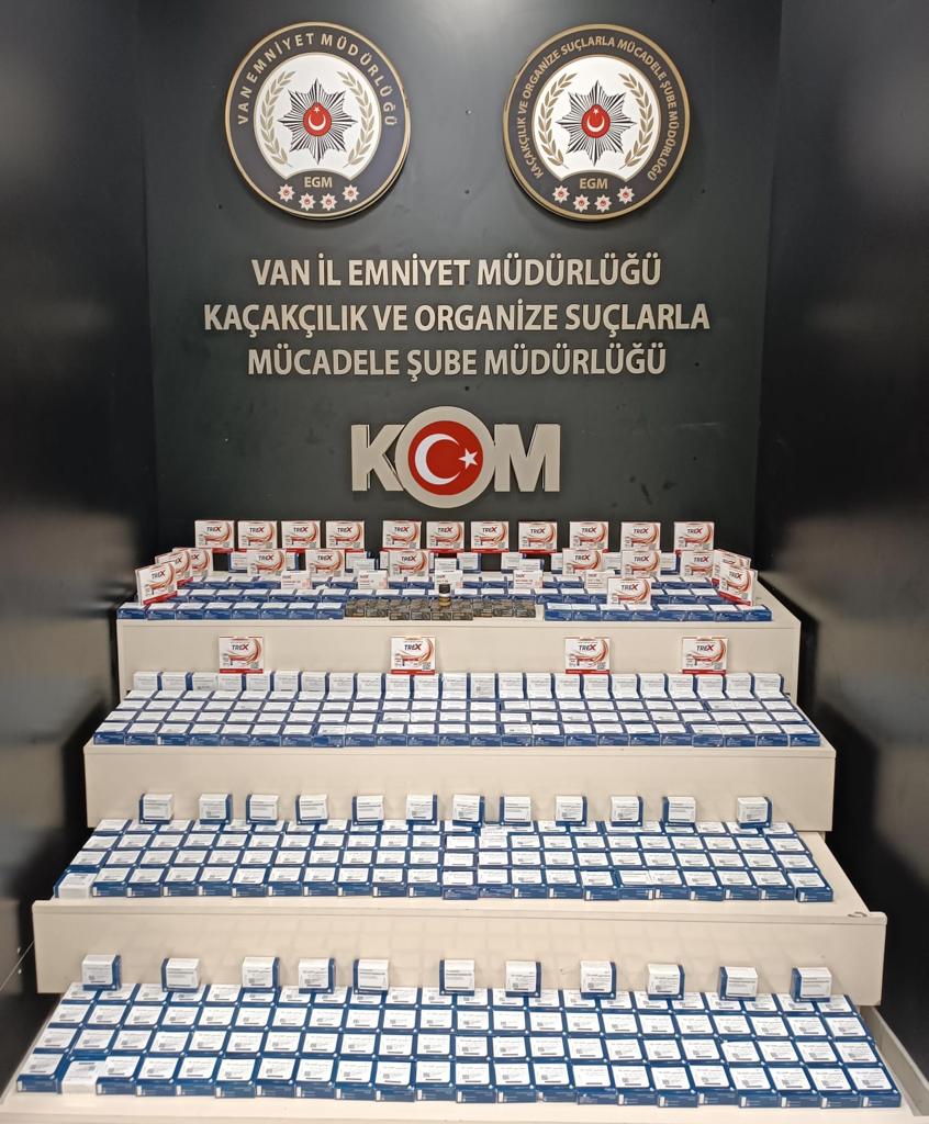 Van’da gümrük kaçağı malzemeler ele geçirildi