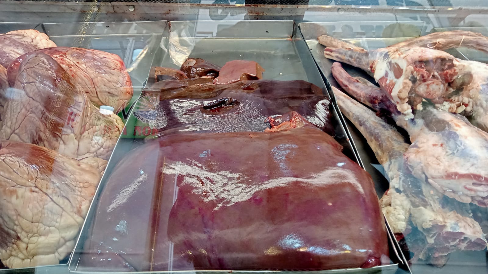 Van’da sakatat fiyatları kırmızı et ile  yarışıyor