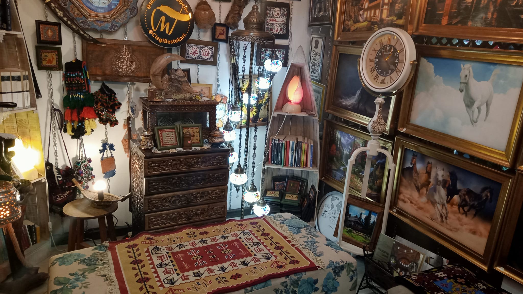 Şipşak Köşesi Yoğun İlgi Görüyor