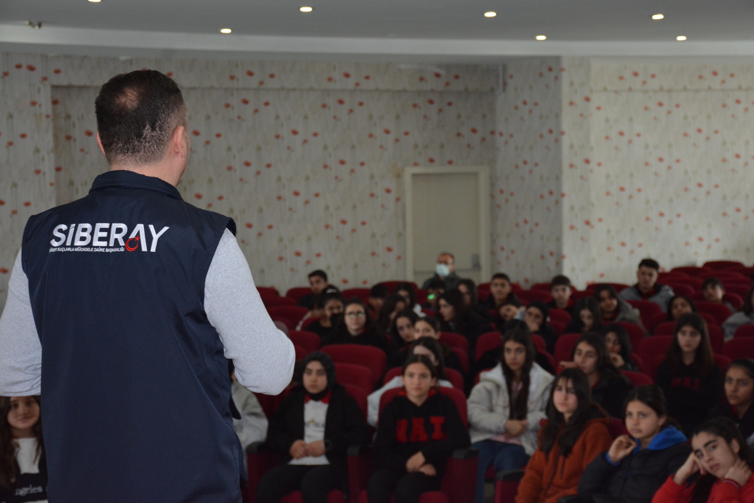 Van emniyetinden “SİBERAY” programı çerçevesinde eğitim