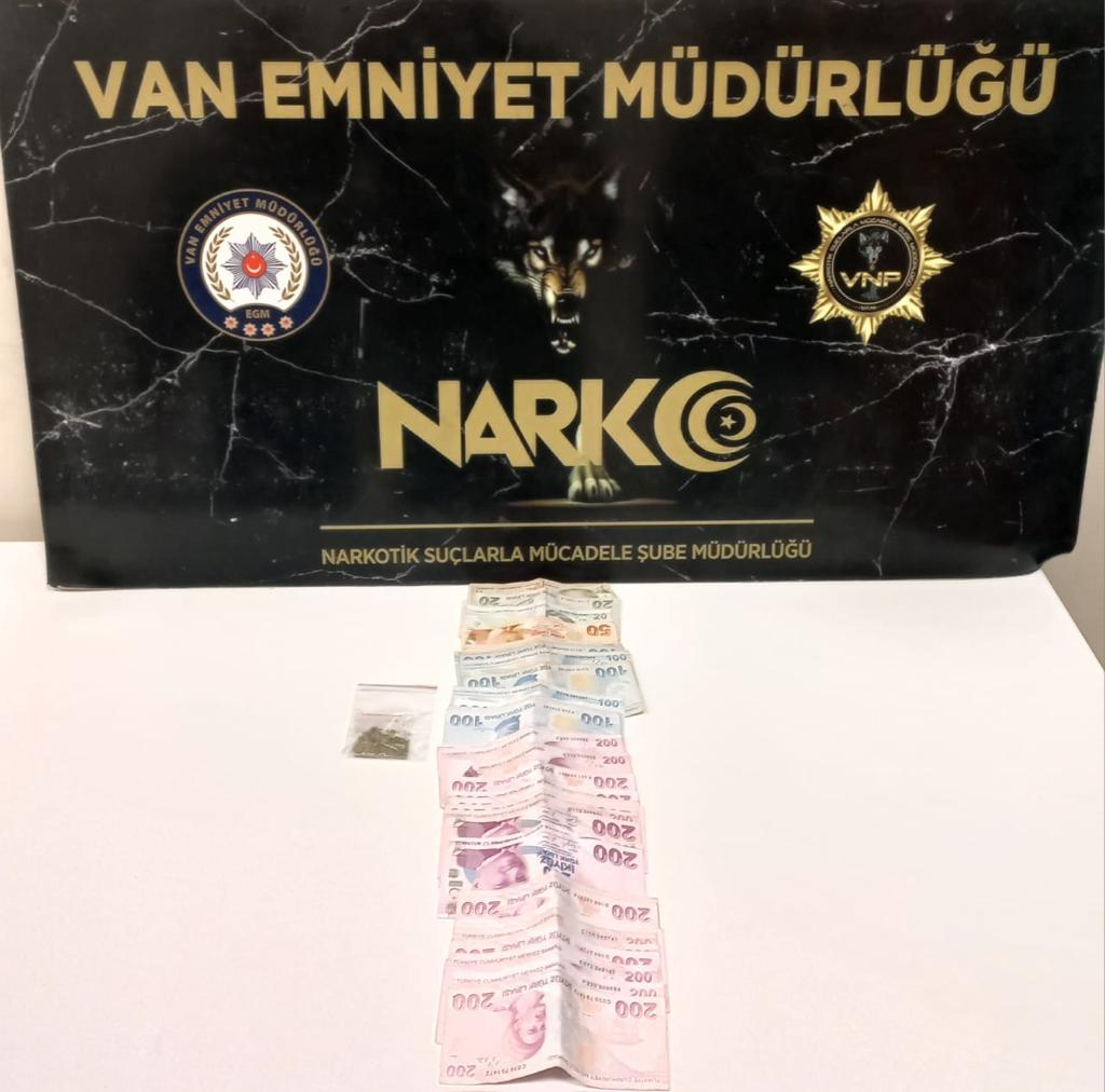 Van emniyetinden uyuşturucu operasyonu