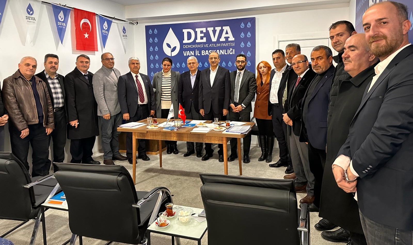 Deva Partisi heyetinden Van’a çıkarma
