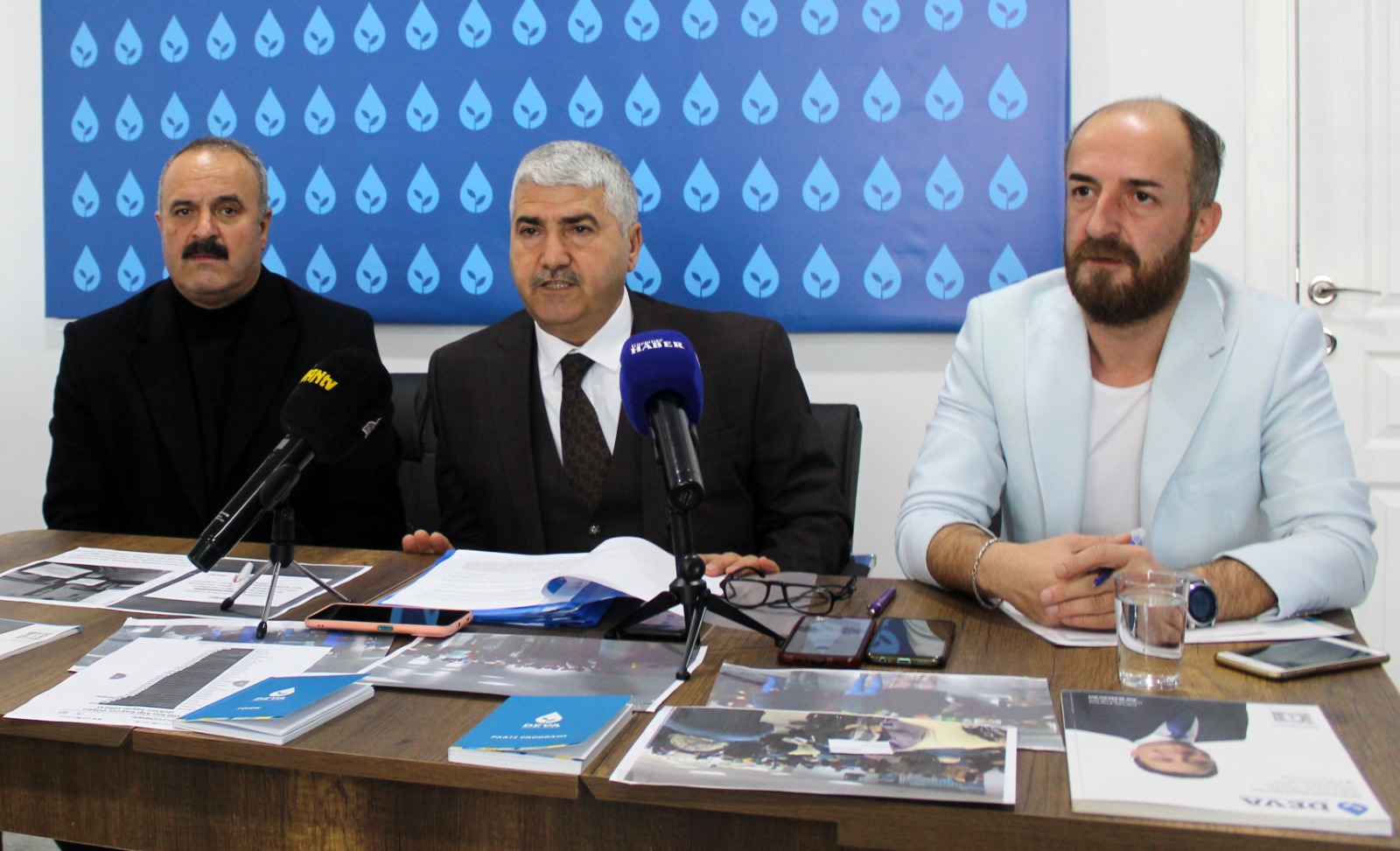 Deva Partisi Erciş İlçe Başkanı Macit: “Taksici ve Minibüsçü Esnaflar Sorun Yaşıyor”