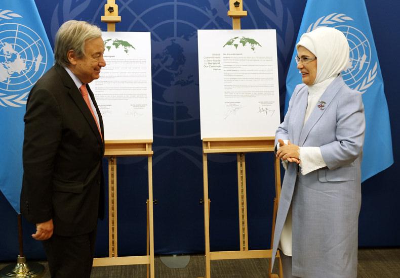 2023'e Emine Erdoğan damgası! Tarihe geçti!