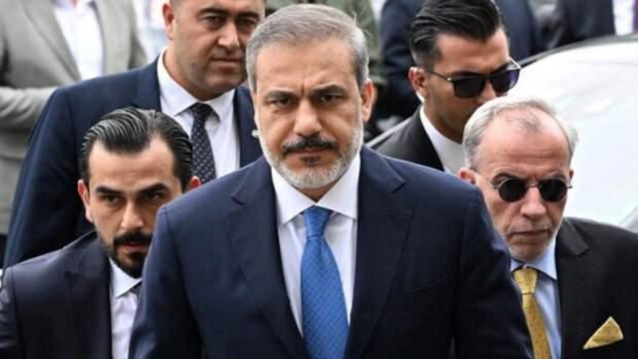 Alman medyası Hakan Fidan’ı inceledi! ‘Kim bu adam?’