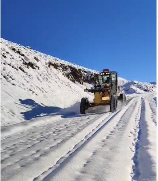Bingöl’de kar 112 köy yolunu ulaşıma kapattı