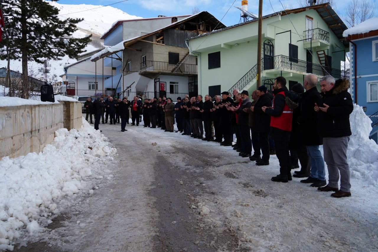 1993 yılında çığ felaketinde hayatını kaybeden 59 kişi dualarla anıldı