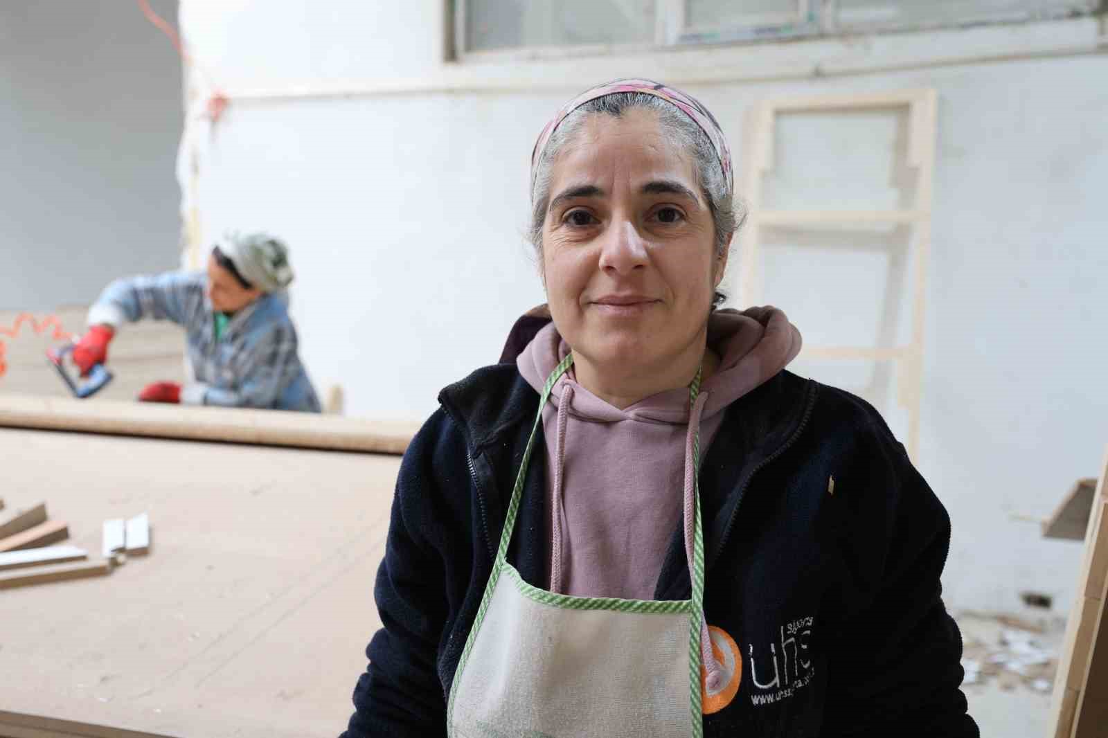OSB’nin kadın ustaları erkeklere taş çıkartıyor