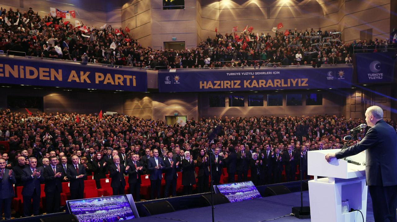 Son Dakika: Cumhurbaşkanı Erdoğan, İstanbul ve 25 ilin adaylarını açıkladı