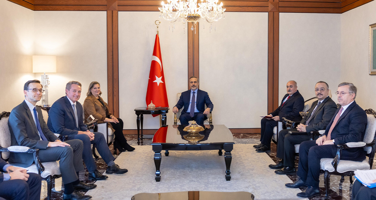 Bakan Fidan, ABD Dışişleri Bakan Yardımcısı Vekili ve Siyasi İşler Müsteşarı Victoria Nuland’ı kabul etti