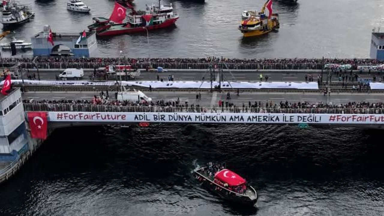 Galata’daki tarihi yürüyüşte ABD’ye net mesaj