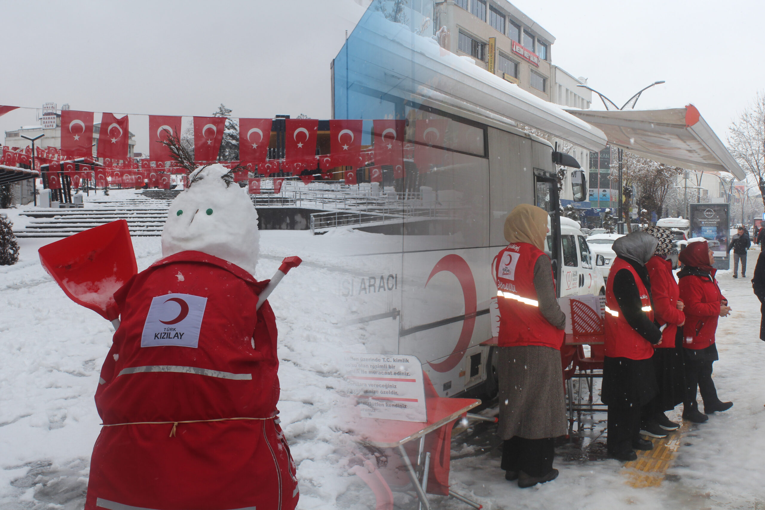 Van’da Kızılay Gönüllülerinden İlginç Kan Bağışı Çağrısı
