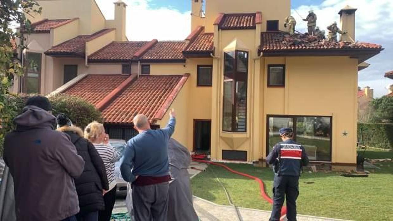 Sarıyer’de villanın çatısında yangın çıktı