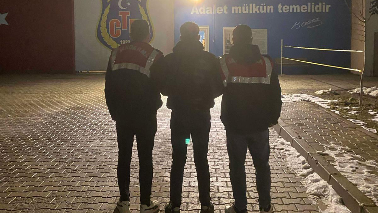 Van’da 8 kişi tutuklandı