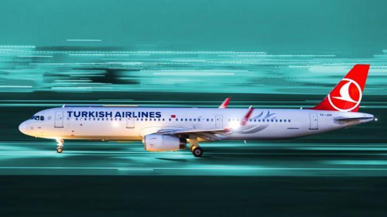 THY uçağına yıldırım isabet etti