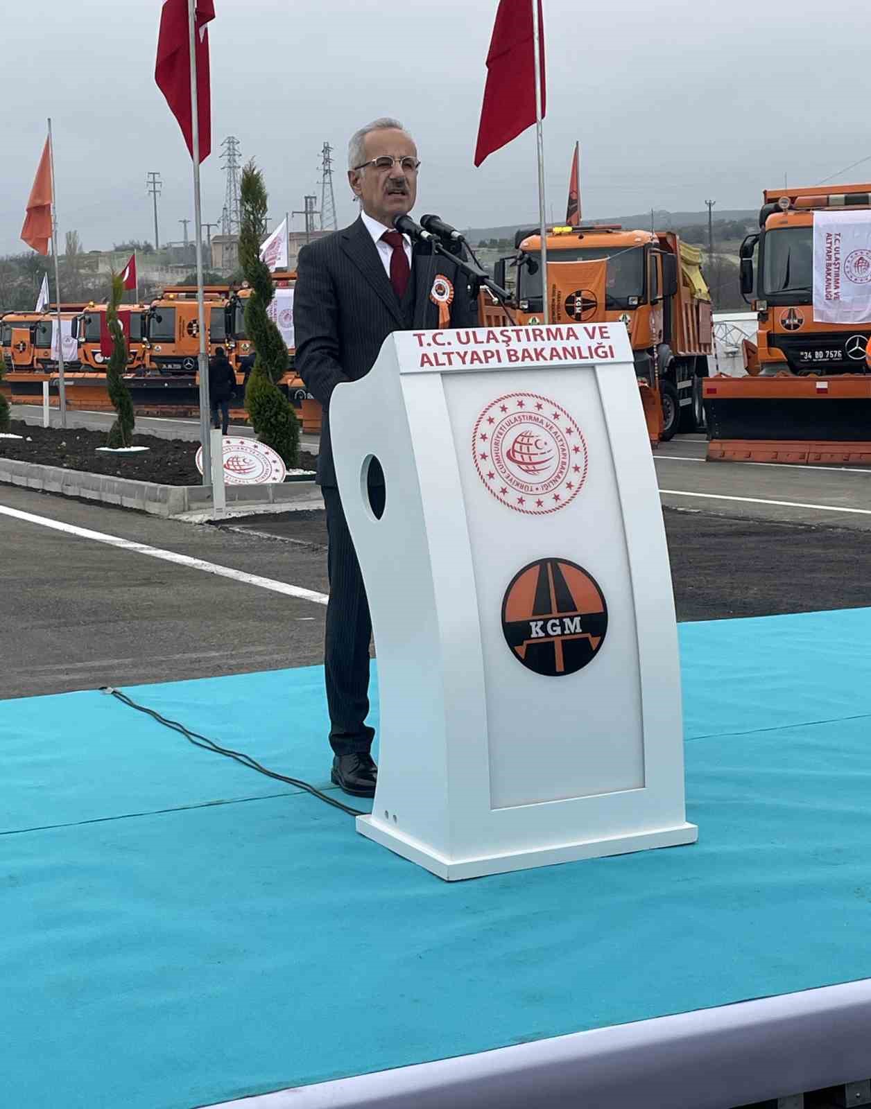 Ulaştırma ve Altyapı Bakanı Uraloğlu Kırklareli’nde