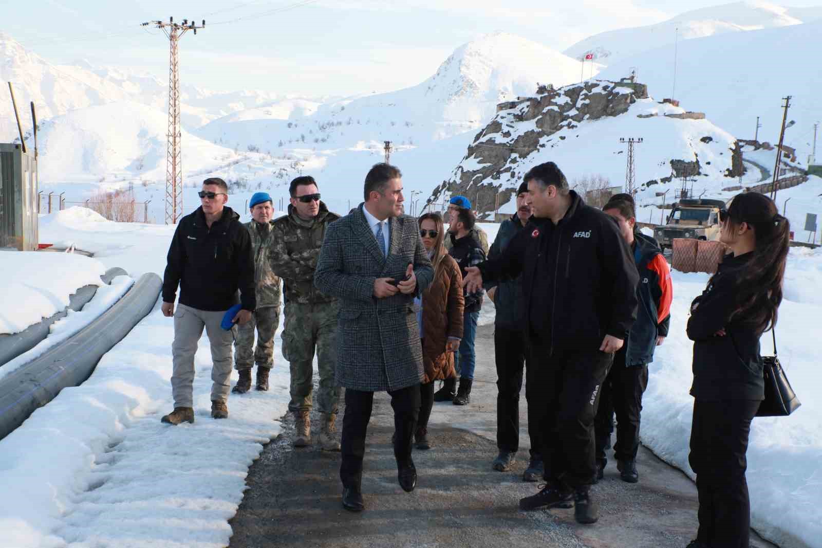 Hakkari’de muhtemel deprem hazırlıkları sürüyor