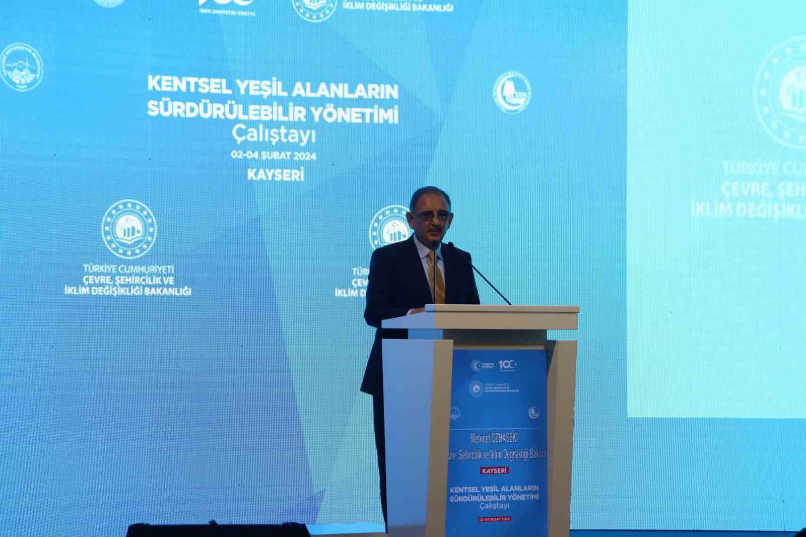 Bakan Özhaseki: “Devlet olarak hak sahibi 390 bin aileye ev vermek zorundayız”