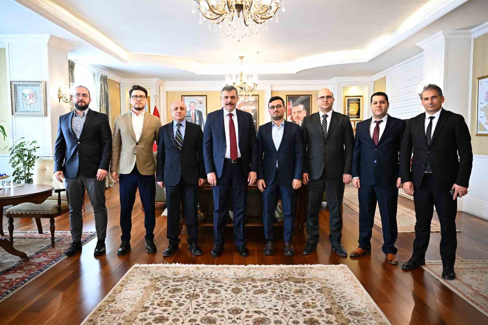 Vali’den sendika faaliyetler için dikkat çeken sözler: “Sendikal faaliyetler değerli”