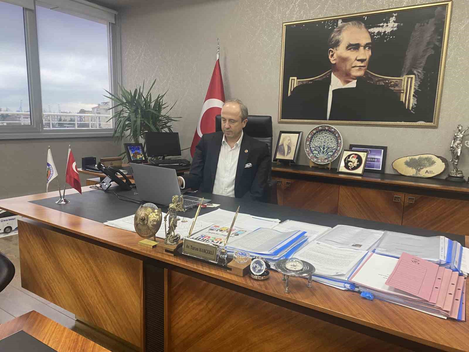 CHP’de aday gösterilmeyen Avcılar Belediye Başkanı Hançerli’den açıklama
