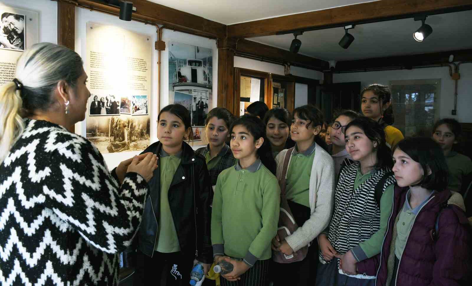 İlkokul öğrencileri Kuşadası’nın iki yeni turistik rotasını çok sevdi