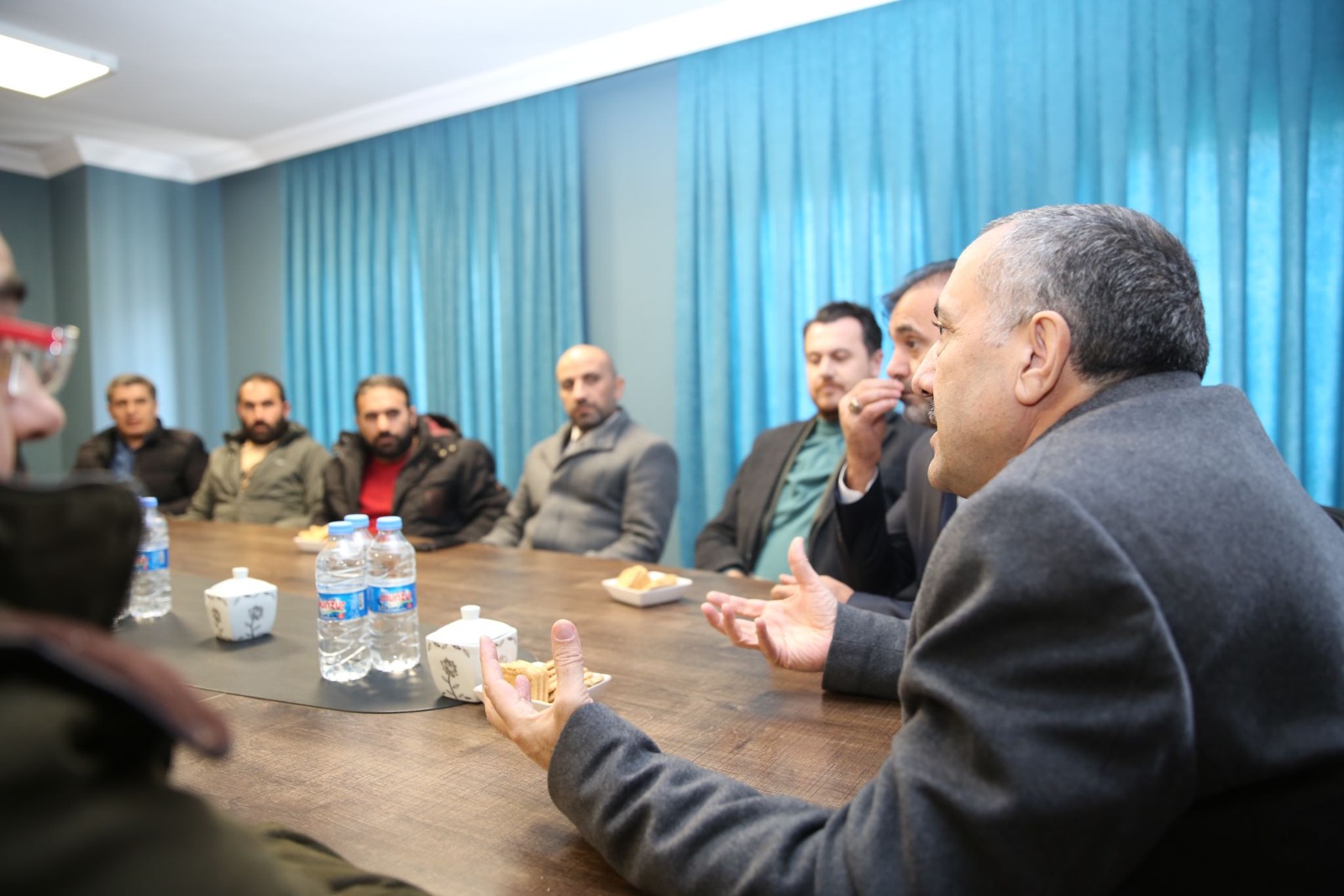 AK Parti Van Büyükşehir Belediye Başkan Adayı Arvas: Van’ın geleceği bizim elimizde