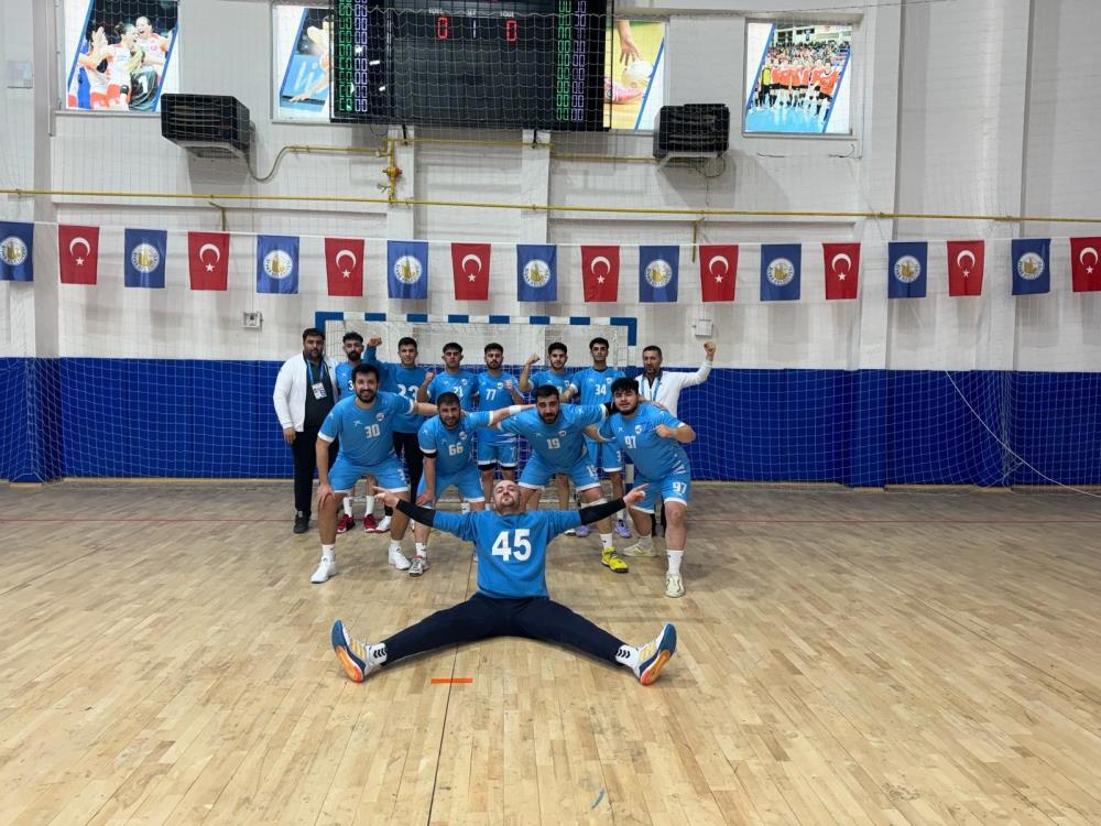 Van Erek Beş Yıldız Hentbol Takımı play-off’ta