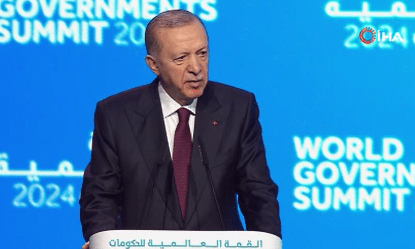 Cumhurbaşkanı Erdoğan: “Dünyamız bir alacakaranlık kuşağından geçiyor”