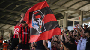 Vanspor’da “Tek Tribün, Tek Yürek”