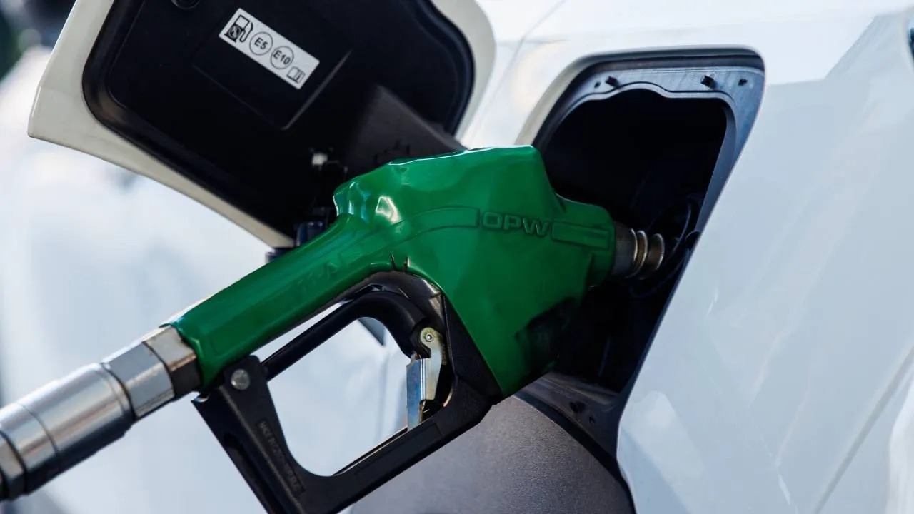 Akaryakıt Zammından Dolayı Vatandaşlar Araçlarını Kullanamıyor