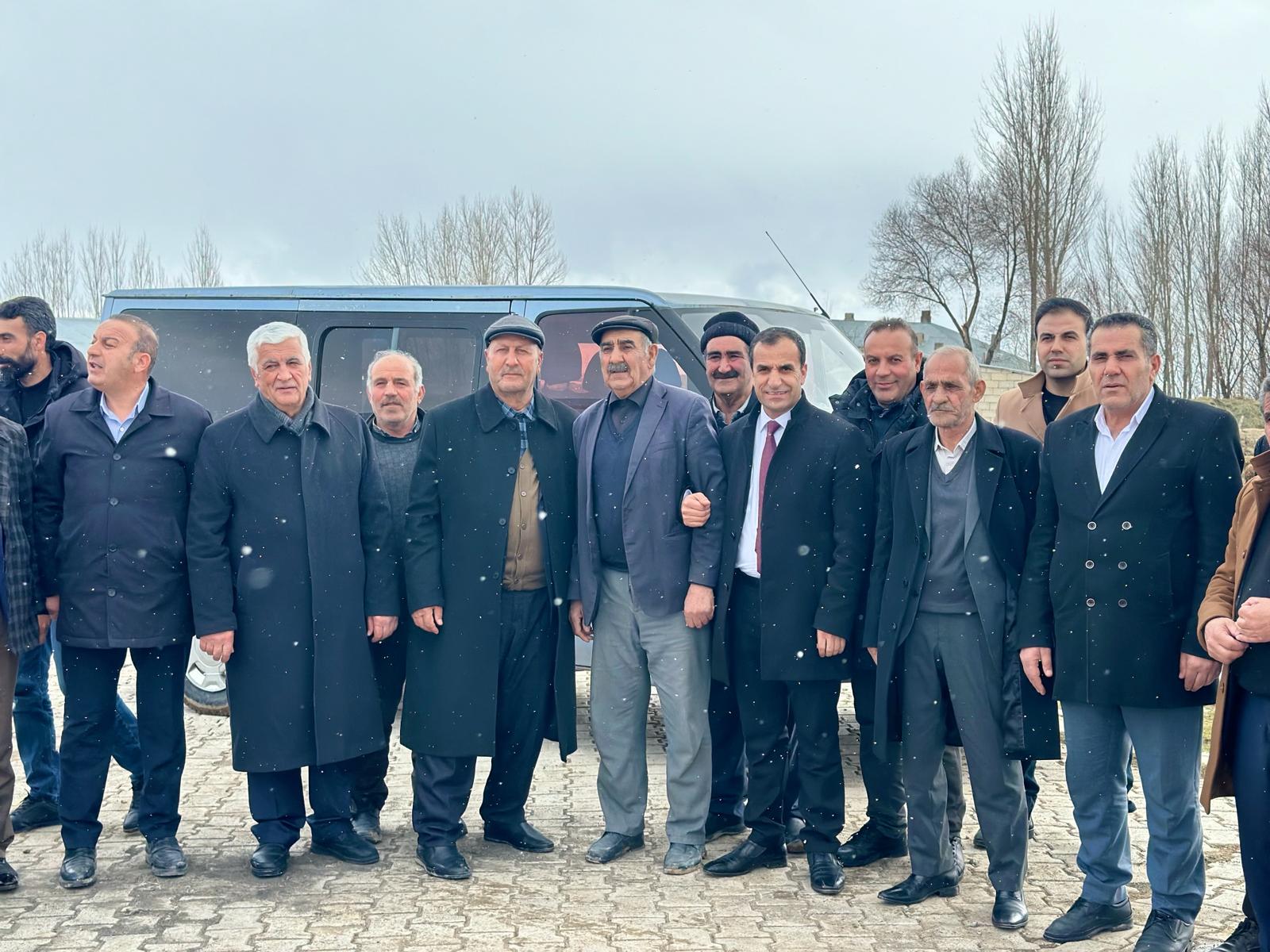 Mehmet Toprak Gürpınar’da seçim çalışmalarını sürdürüyor 