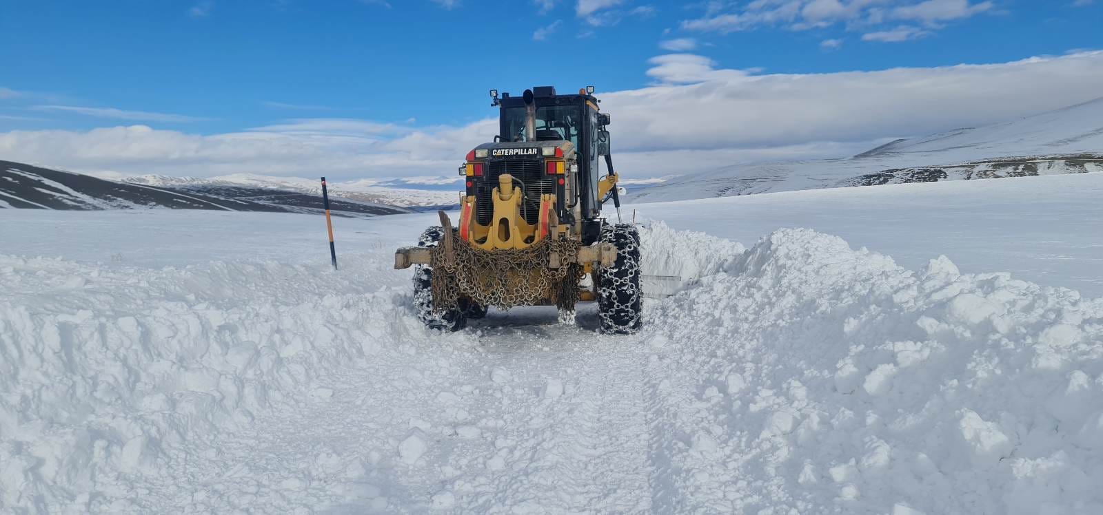 Van’da 199 yerleşim yolu ulaşıma kapandı