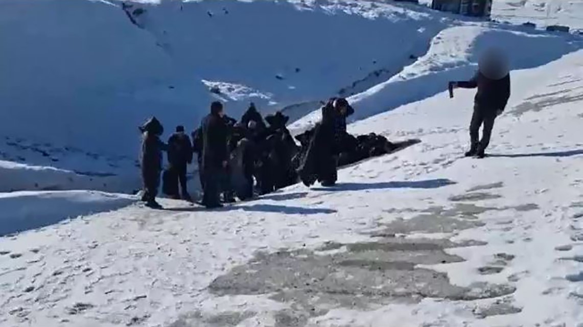 Van’da göçmen kaçakçılığı yapan 4 kişi tutuklandı