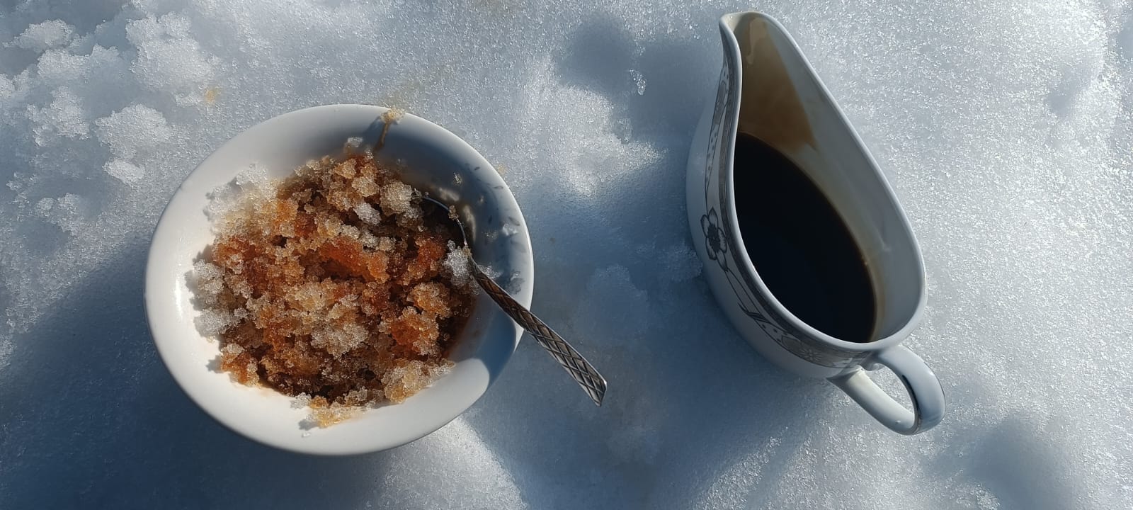 Eskilerden Bir Lezzet Pekmezli Kar Tatlısı