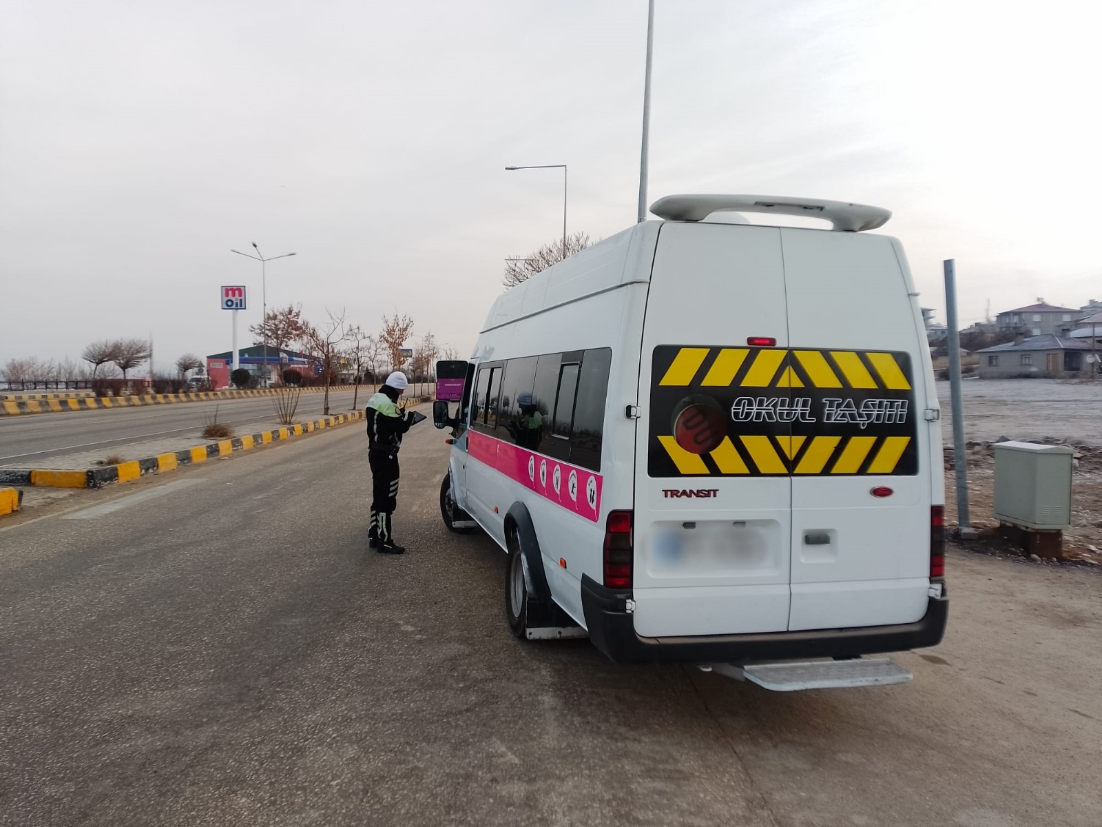 Van’da binlerce araç denetlendi: 16 araç trafikten men edildi