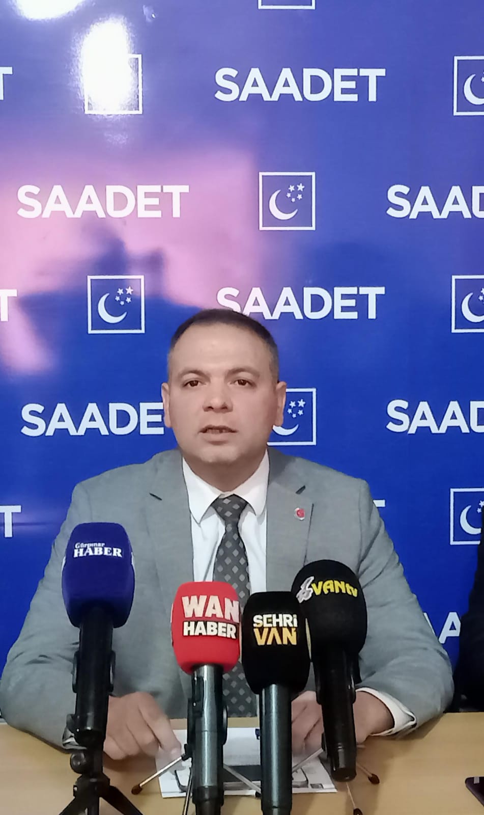 Özay İlhan: “İlimizin Bütün Kaynakları Azınlık Bir Grubun Emrindedir”